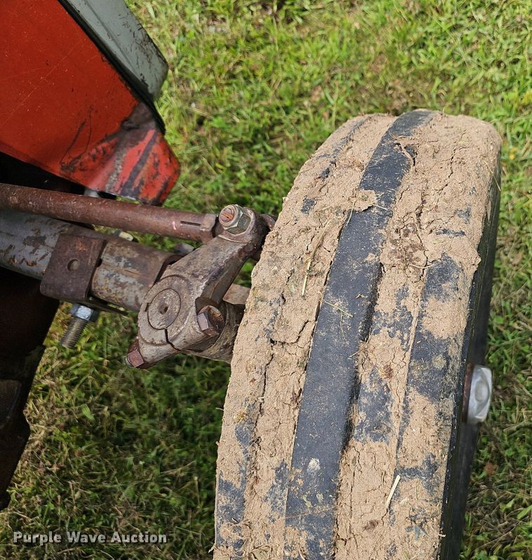 image for item EJ5786 1980 Massey-Ferguson  230 tractor