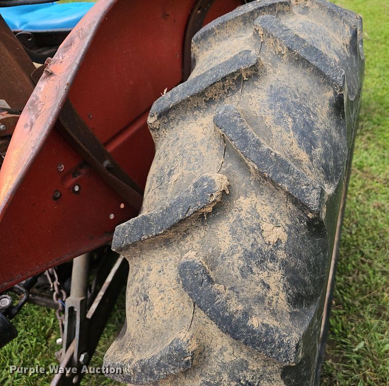 image for item EJ5786 1980 Massey-Ferguson  230 tractor