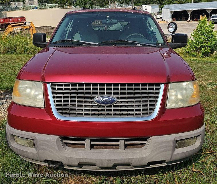 image for item EJ6231 2005 Ford  Expedition XLT SUV