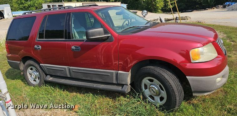 image for item EJ6231 2005 Ford  Expedition XLT SUV