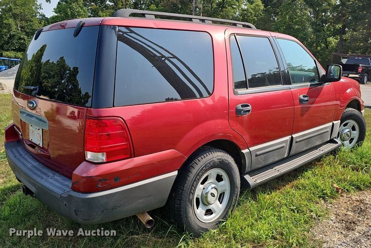 image for item EJ6231 2005 Ford  Expedition XLT SUV