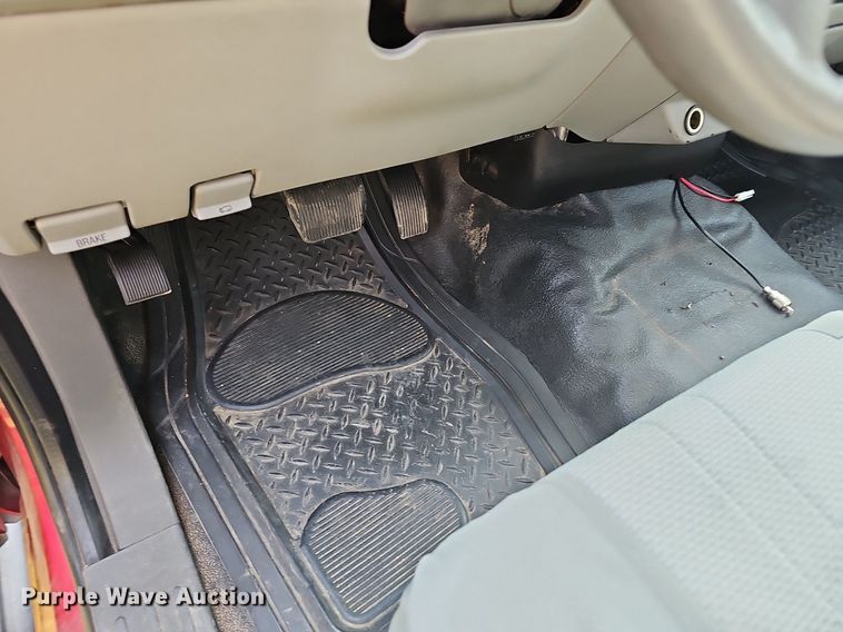 image for item EJ6231 2005 Ford  Expedition XLT SUV