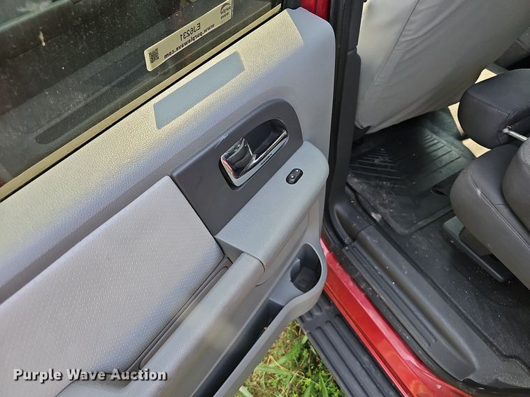 image for item EJ6231 2005 Ford  Expedition XLT SUV