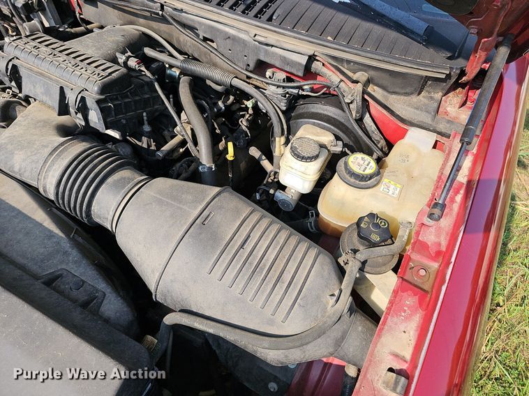 image for item EJ6231 2005 Ford  Expedition XLT SUV