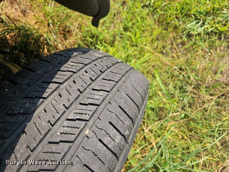 image for item EJ6231 2005 Ford  Expedition XLT SUV