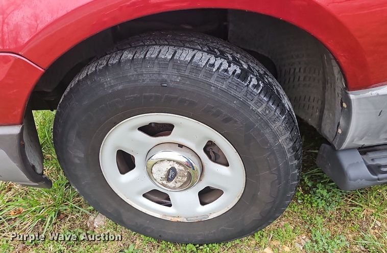 image for item EJ6231 2005 Ford  Expedition XLT SUV