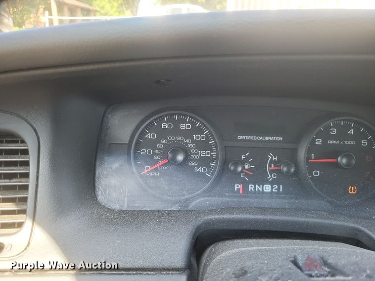 image for item EJ8013 2011 Ford  Crown Victoria Police Interceptor 