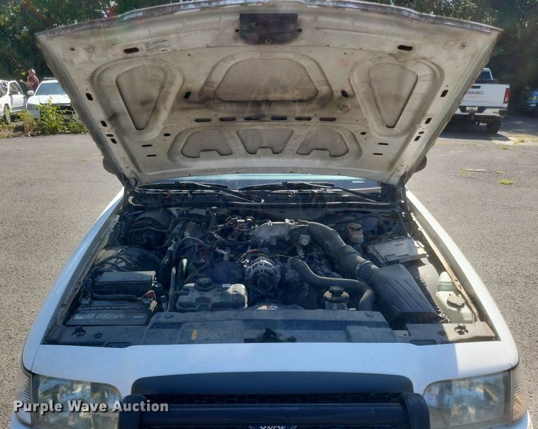 image for item EJ8013 2011 Ford  Crown Victoria Police Interceptor 