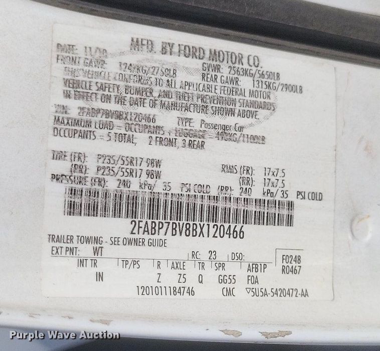 image for item EJ8013 2011 Ford  Crown Victoria Police Interceptor 