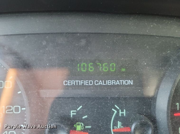 image for item EJ8014 2010 Ford Crown Victoria Police Interceptor 