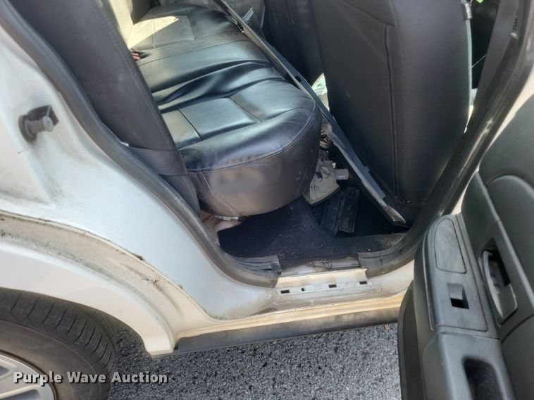 image for item EJ8014 2010 Ford Crown Victoria Police Interceptor 