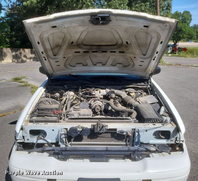 image for item EJ8014 2010 Ford Crown Victoria Police Interceptor 