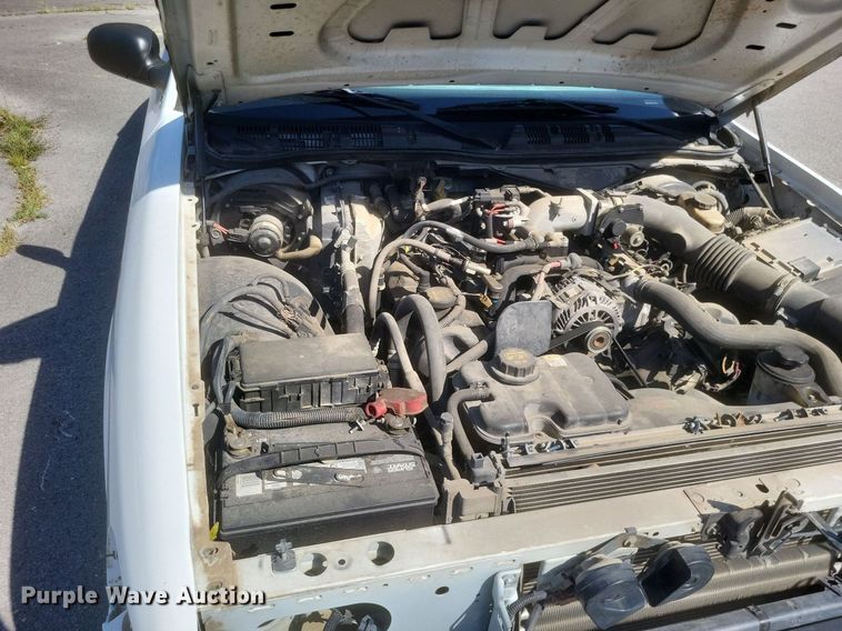 image for item EJ8014 2010 Ford Crown Victoria Police Interceptor 