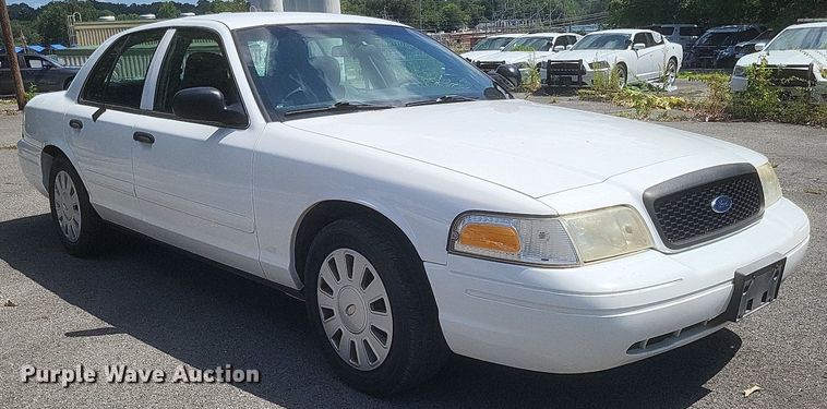 image for item EJ8015 2008 Ford  Crown Victoria Police Interceptor 