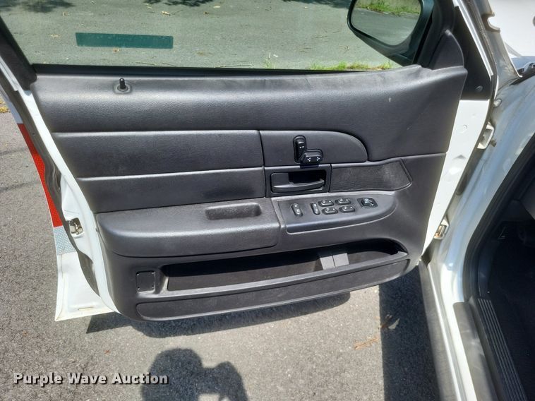 image for item EJ8015 2008 Ford  Crown Victoria Police Interceptor 