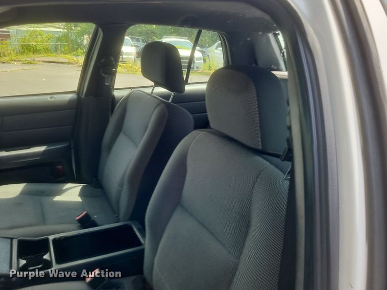 image for item EJ8015 2008 Ford  Crown Victoria Police Interceptor 