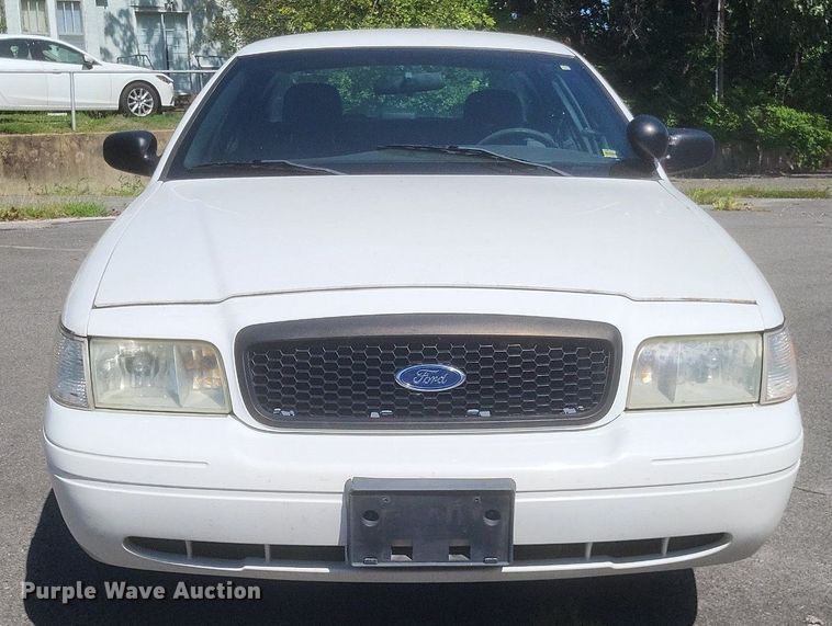 image for item EJ8016 2010 Ford Crown Victoria Police Interceptor 