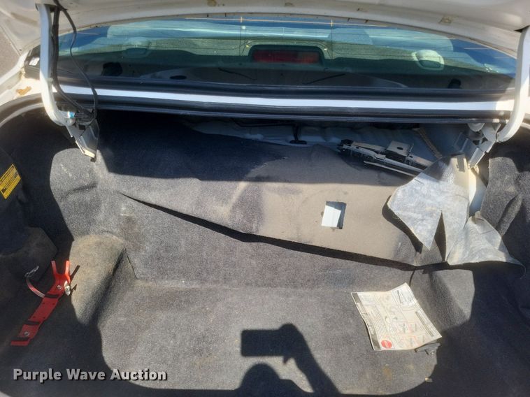 image for item EJ8016 2010 Ford Crown Victoria Police Interceptor 