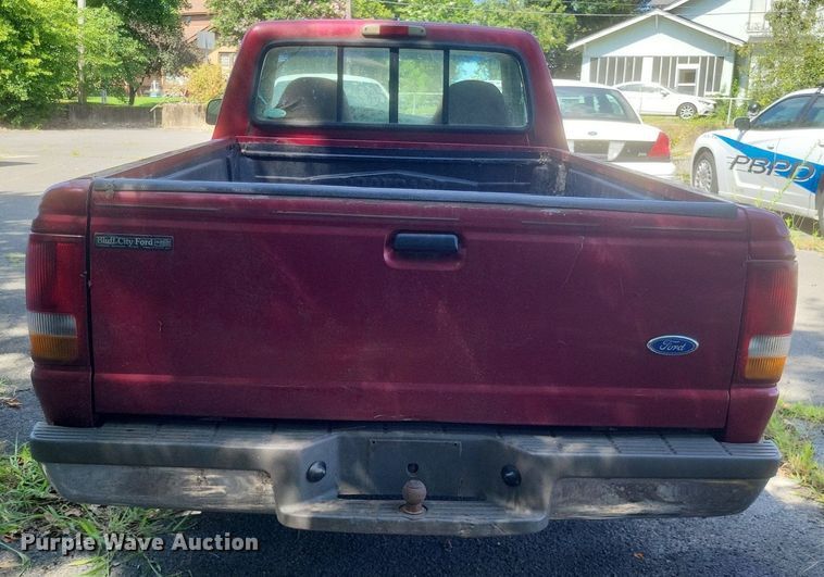 image for item EJ8018 1996 Ford  Ranger XLT pickup truck