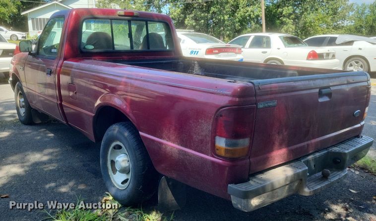 image for item EJ8018 1996 Ford  Ranger XLT pickup truck