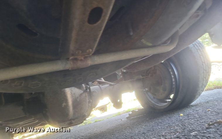 image for item EJ8018 1996 Ford  Ranger XLT pickup truck