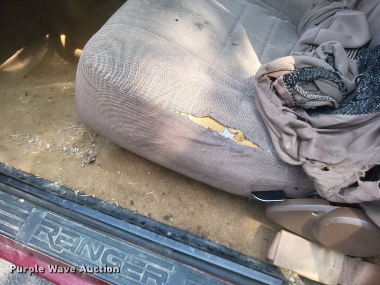 image for item EJ8018 1996 Ford  Ranger XLT pickup truck