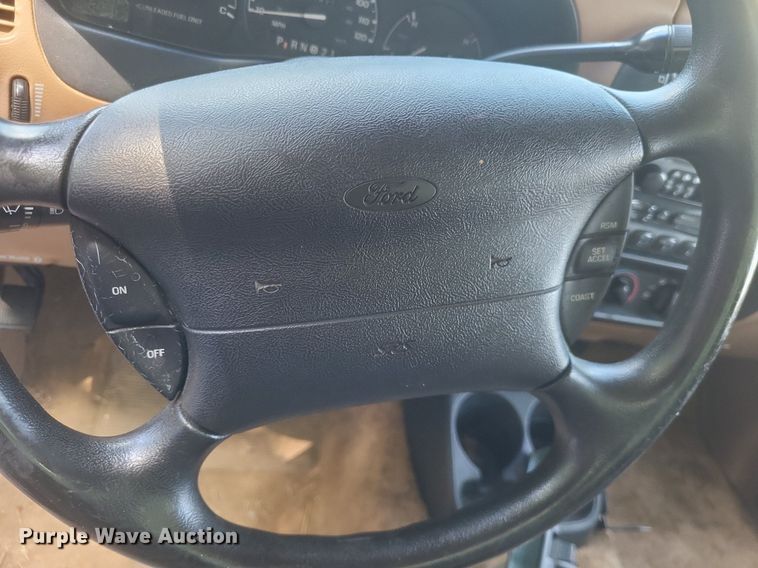 image for item EJ8018 1996 Ford  Ranger XLT pickup truck