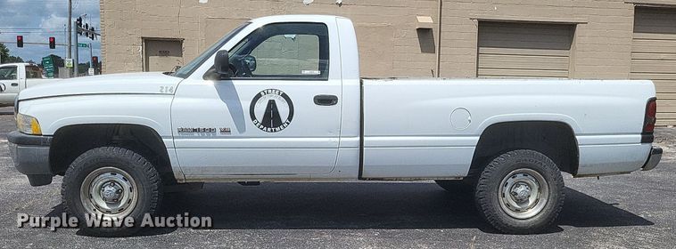 image for item EJ8019 1999 Dodge  Ram 1500 pickup truck