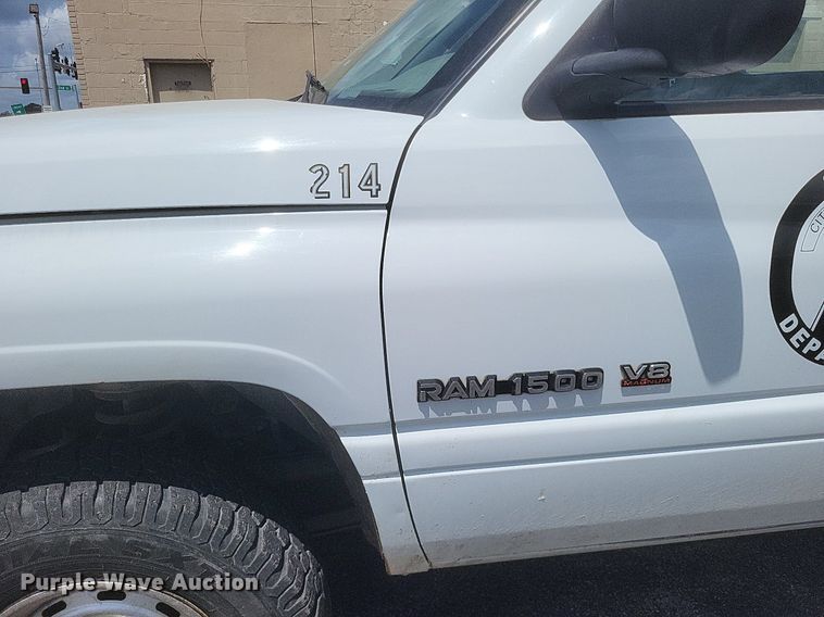 image for item EJ8019 1999 Dodge  Ram 1500 pickup truck