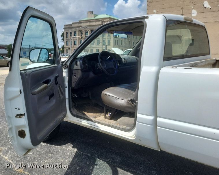 image for item EJ8019 1999 Dodge  Ram 1500 pickup truck