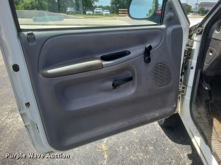 image for item EJ8019 1999 Dodge  Ram 1500 pickup truck