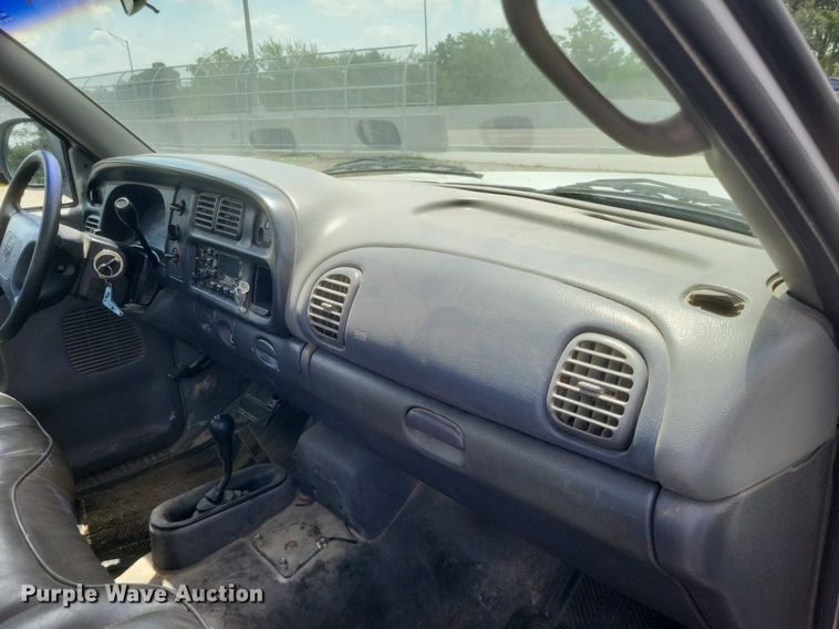 image for item EJ8019 1999 Dodge  Ram 1500 pickup truck
