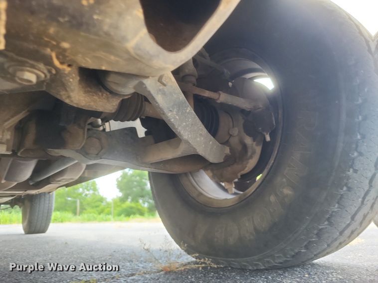 image for item EJ8020 2001 Chevrolet  1500 pickup truck