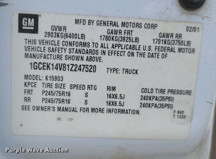 image for item EJ8020 2001 Chevrolet  1500 pickup truck