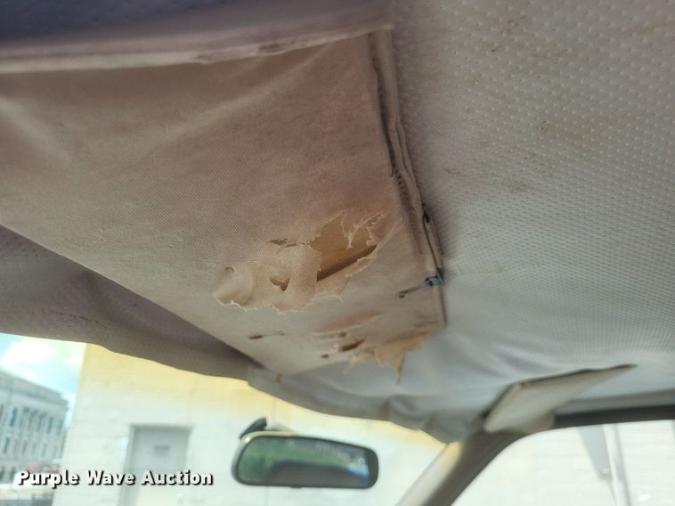 image for item EJ8021 1994 Chevrolet  C1500 pickup truck