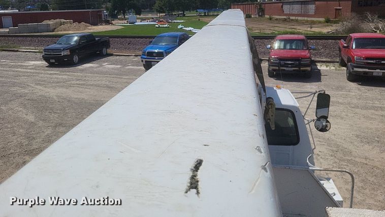 image for item EJ8023 1990 Ford  bucket truck