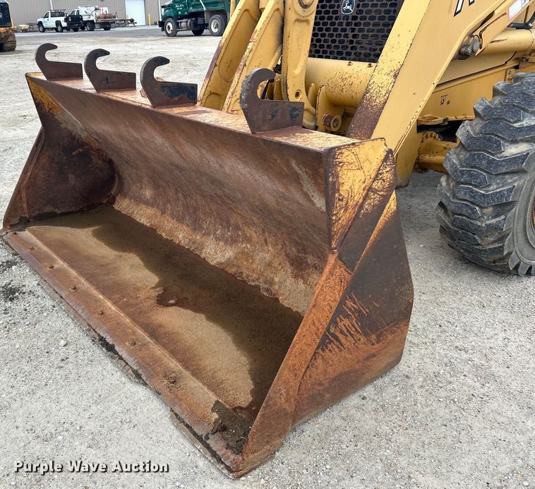image for item EK3018 2005 John Deere  710G backhoe