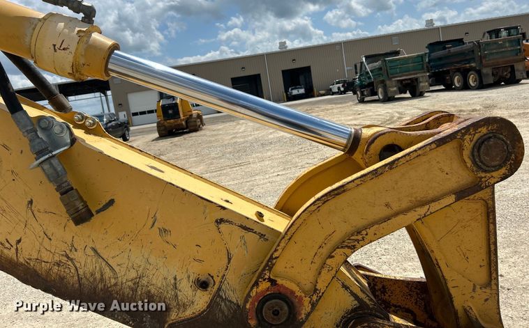 image for item EK3018 2005 John Deere  710G backhoe