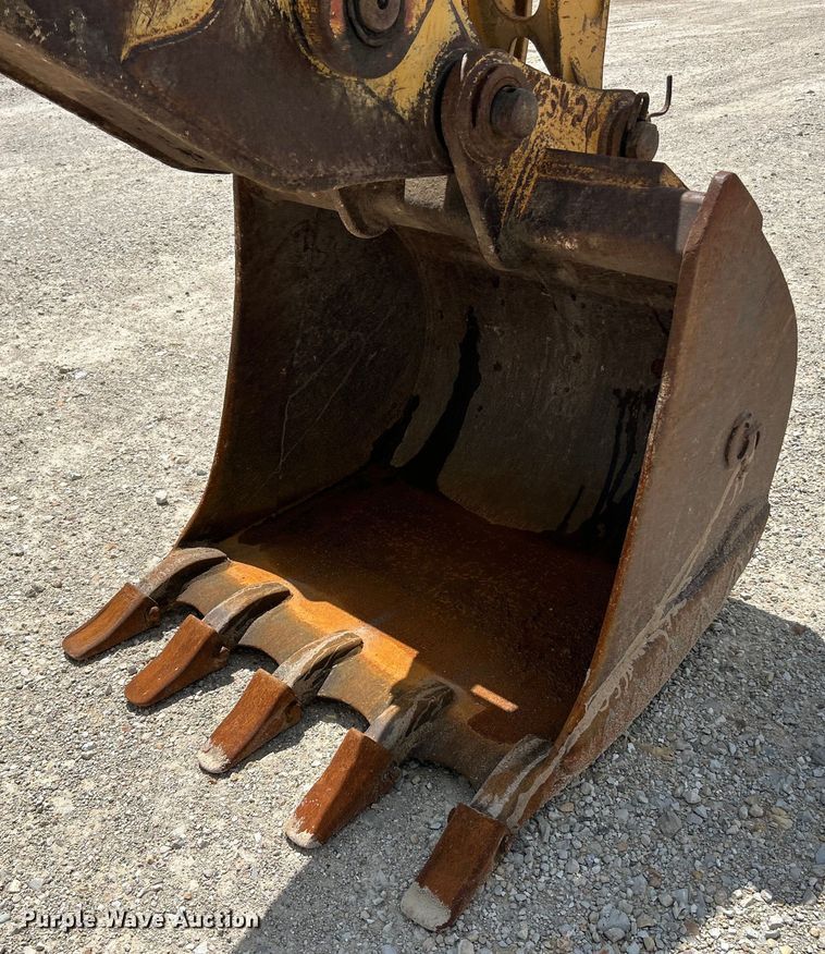 image for item EK3018 2005 John Deere  710G backhoe