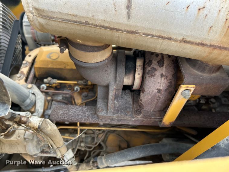 image for item EK3018 2005 John Deere  710G backhoe