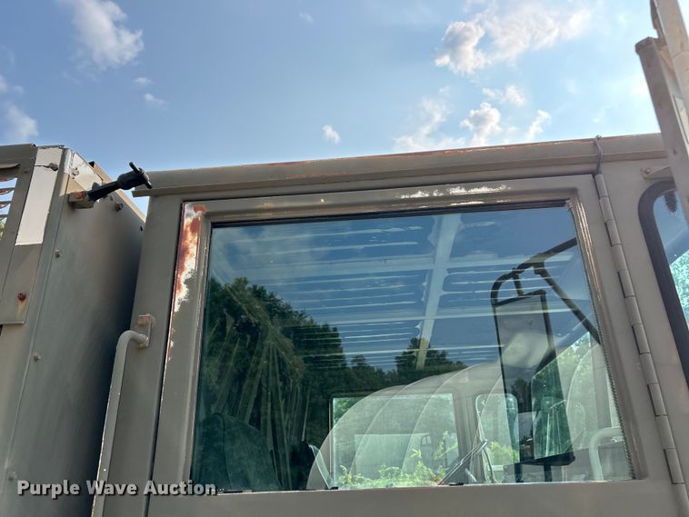 image for item EK5002 1990 Oshkosh water truck