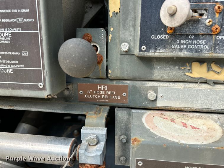 image for item EK5002 1990 Oshkosh water truck