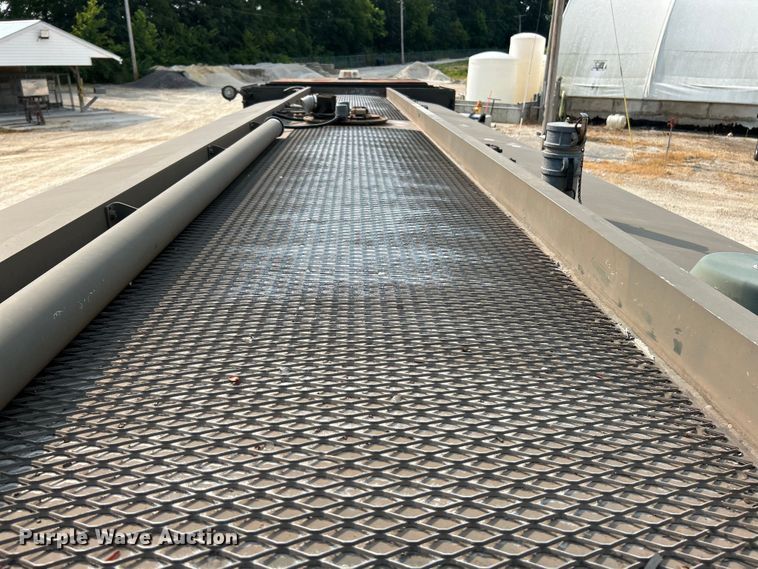 image for item EK5002 1990 Oshkosh water truck