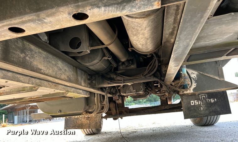 image for item EK5002 1990 Oshkosh water truck