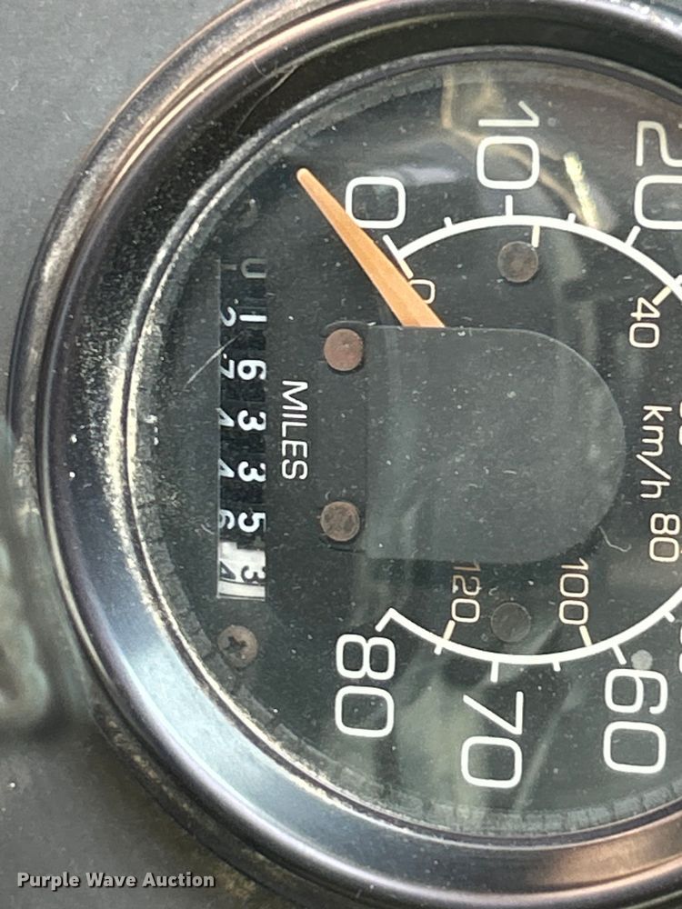 image for item EK5002 1990 Oshkosh water truck