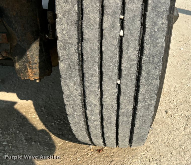 image for item EK5002 1990 Oshkosh water truck