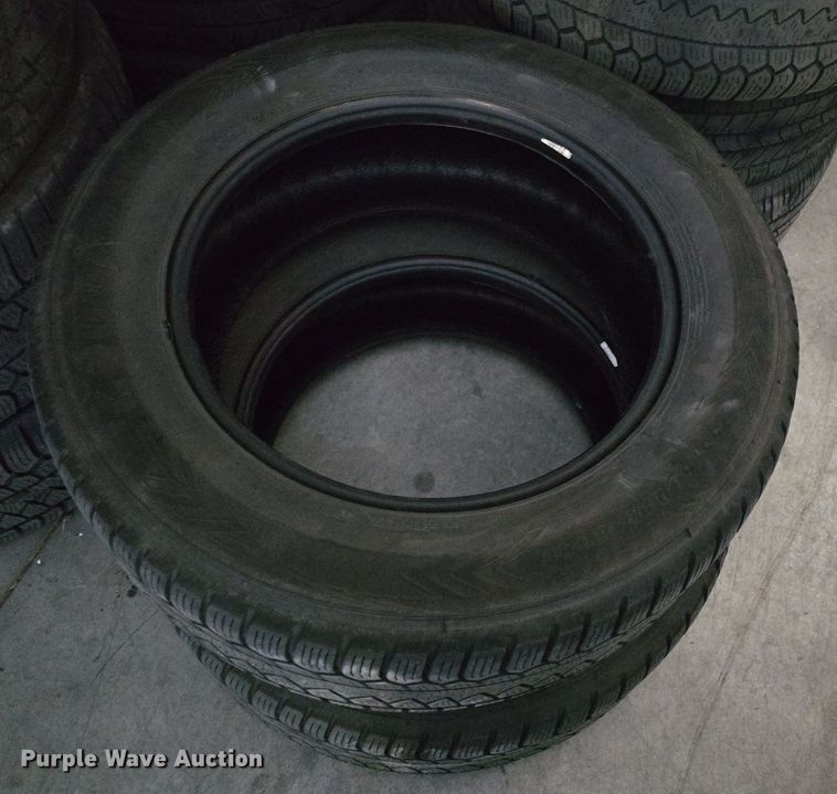 image for item EK6257 Approximately 250 tires