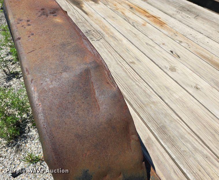 image for item EK6260 1994 Cronkhite  equipment trailer