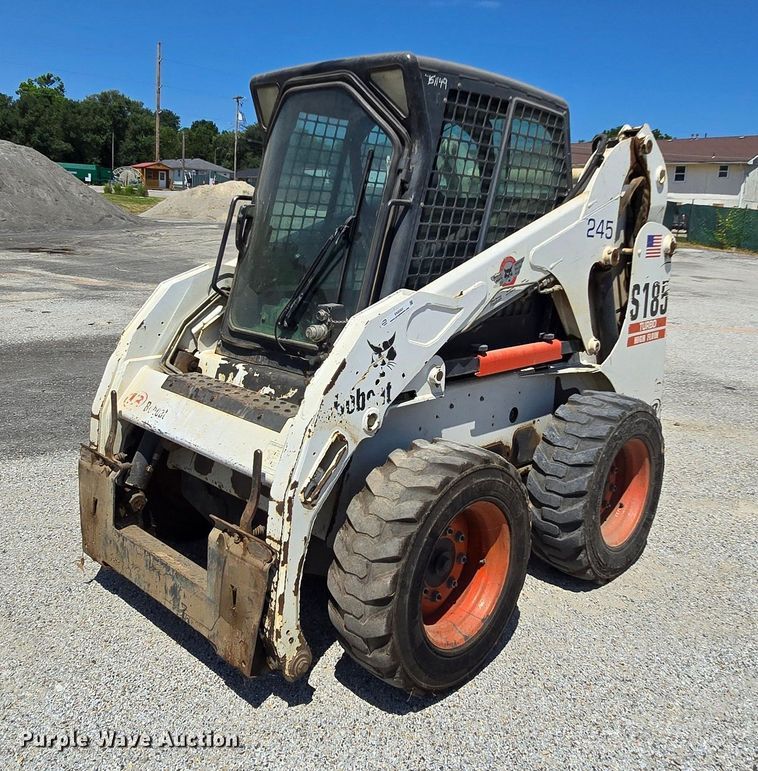 image for item EK6263 2002 Bobcat S185 skid steer loader
