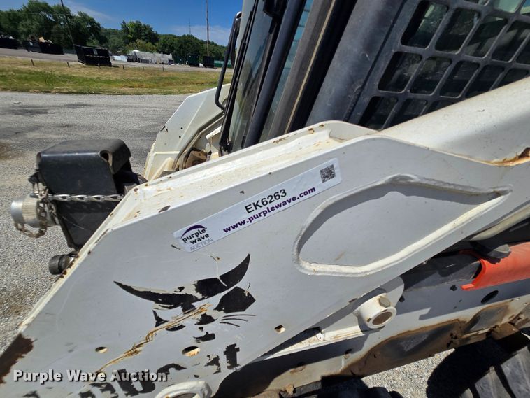 image for item EK6263 2002 Bobcat S185 skid steer loader